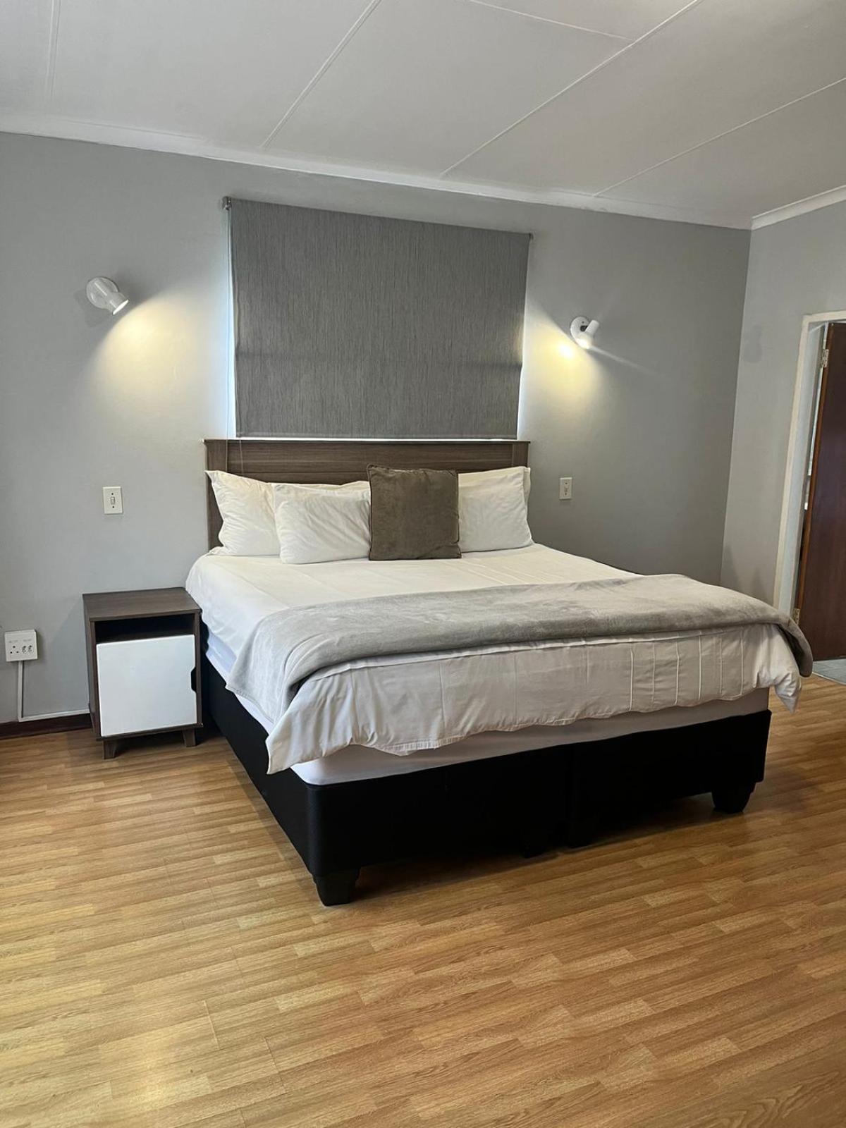 African Kingdom Guest House Boksburg Exteriér fotografie